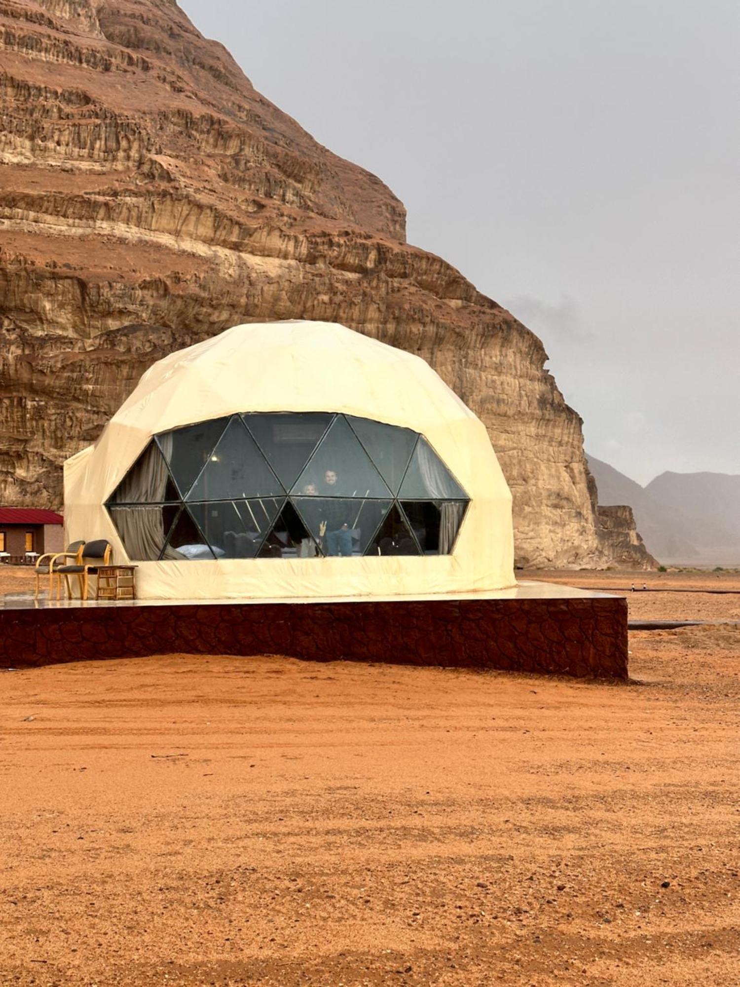 Wadi Rum Relaxation Camp Hotel Exterior photo